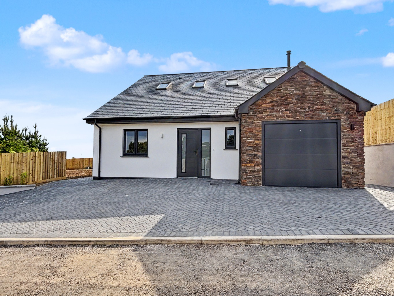 Whitecross, Exceptional new build home, photo 2