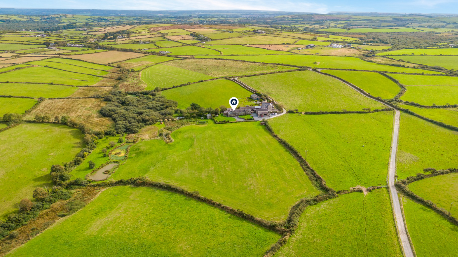 Black Rock, Beautiful barn conversion with approx 2 acres, photo 31