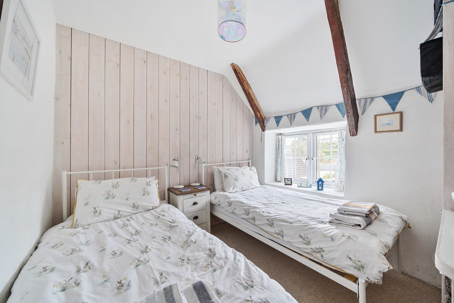 Porthallow, Home moments from the beach, photo 18