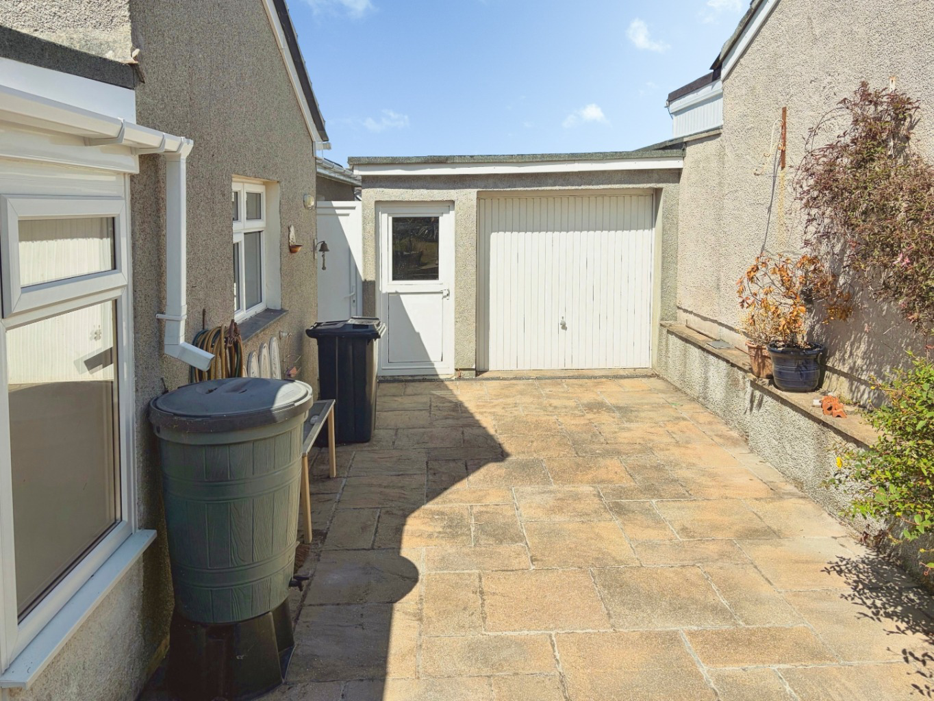 Helston, Detached three bed bungalow with no chain, photo 21