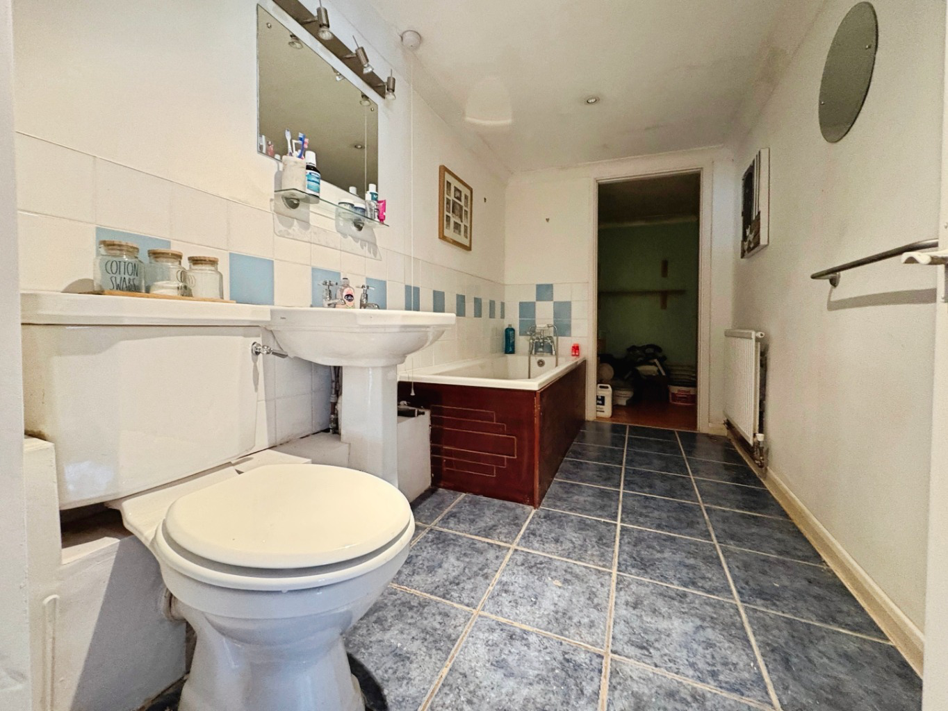 Helston, Spacious property set within approximately 3 acres, photo 20