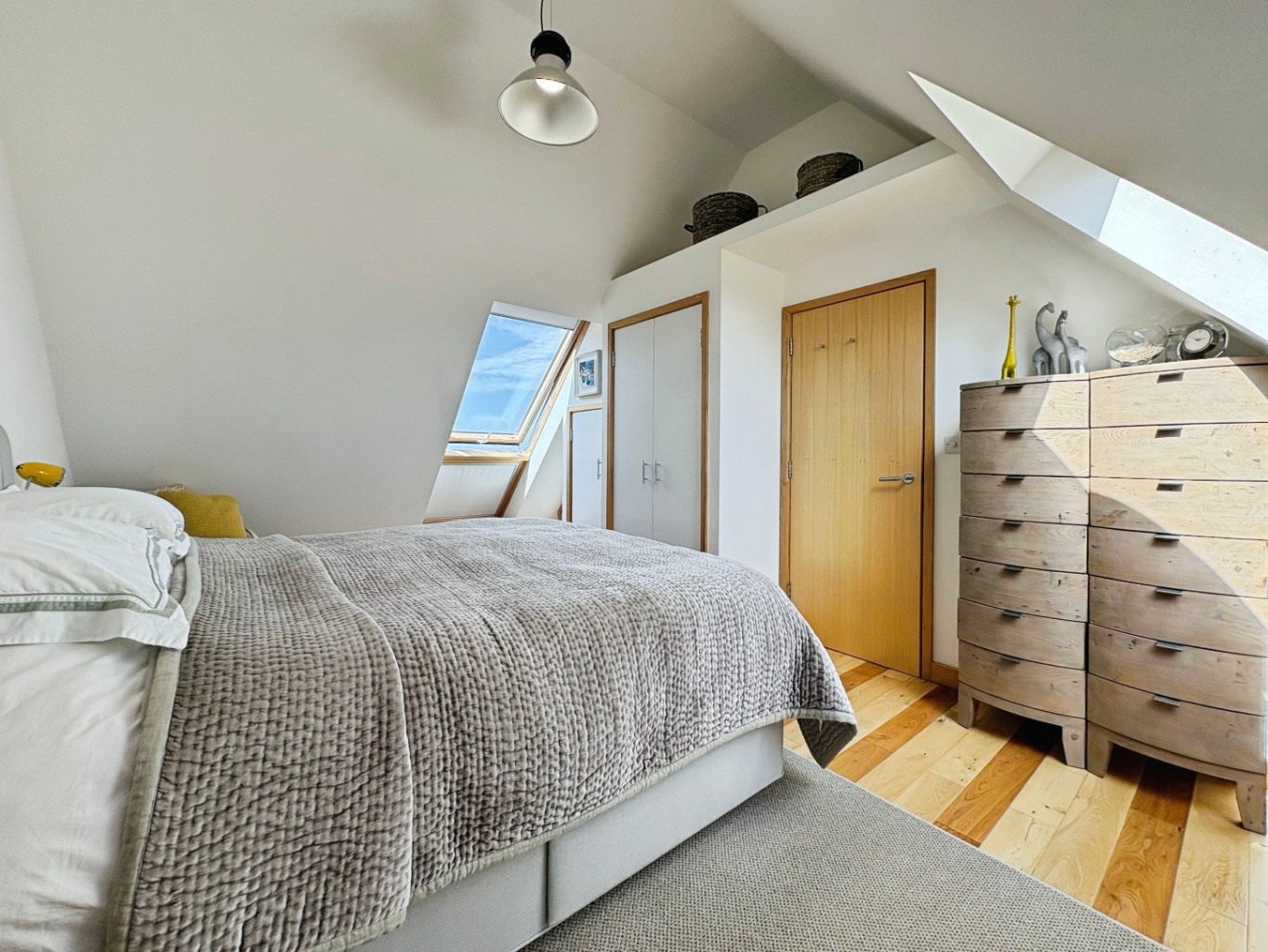 St. Ives, Exceptional three storey contemporary residence, photo 9