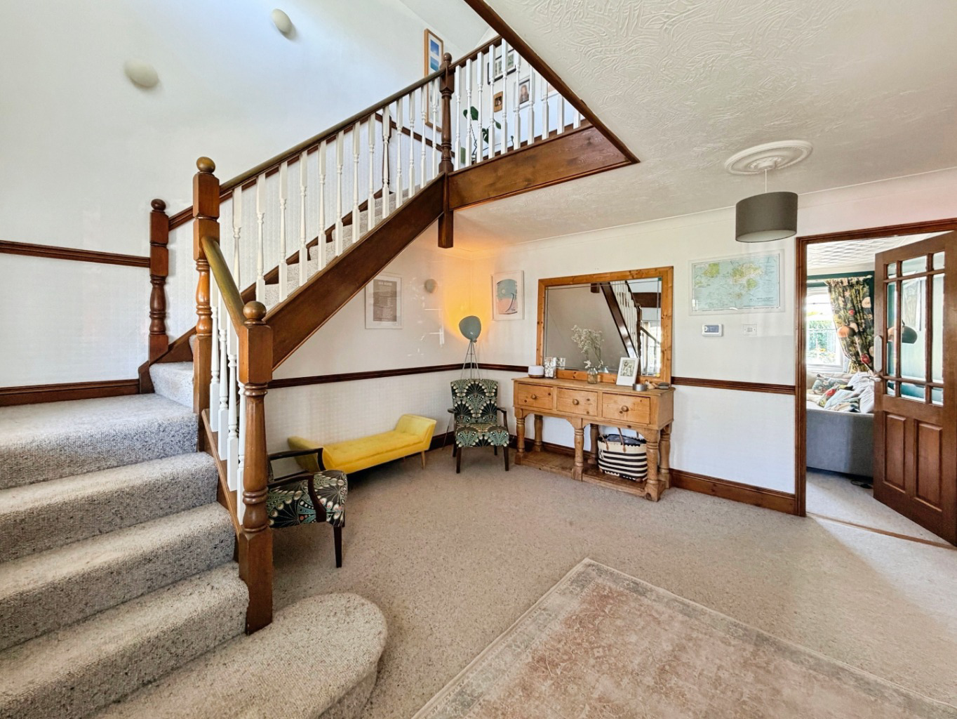 Helston, Impressive detached family home, photo 4