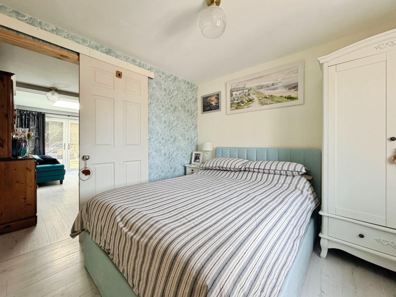 Helston, Spacious and flexible home, photo 14