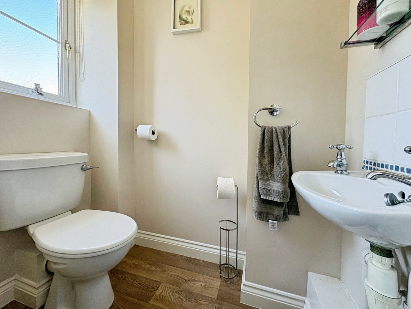 Helston, Fantastic family home, photo 8