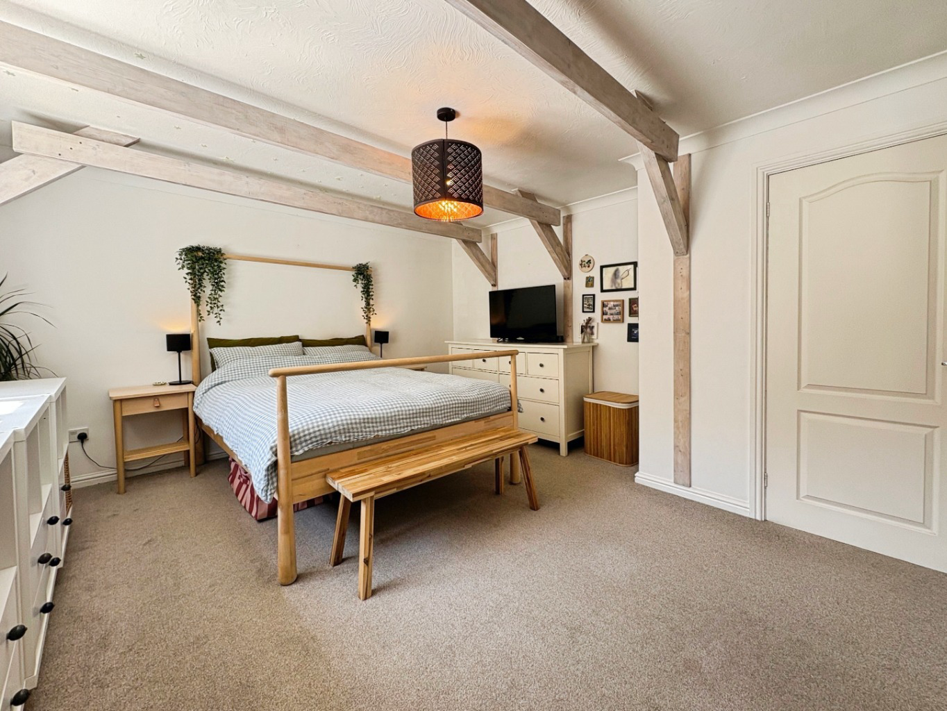 Swanpool, Spacious Maisonette close to the beach, photo 8