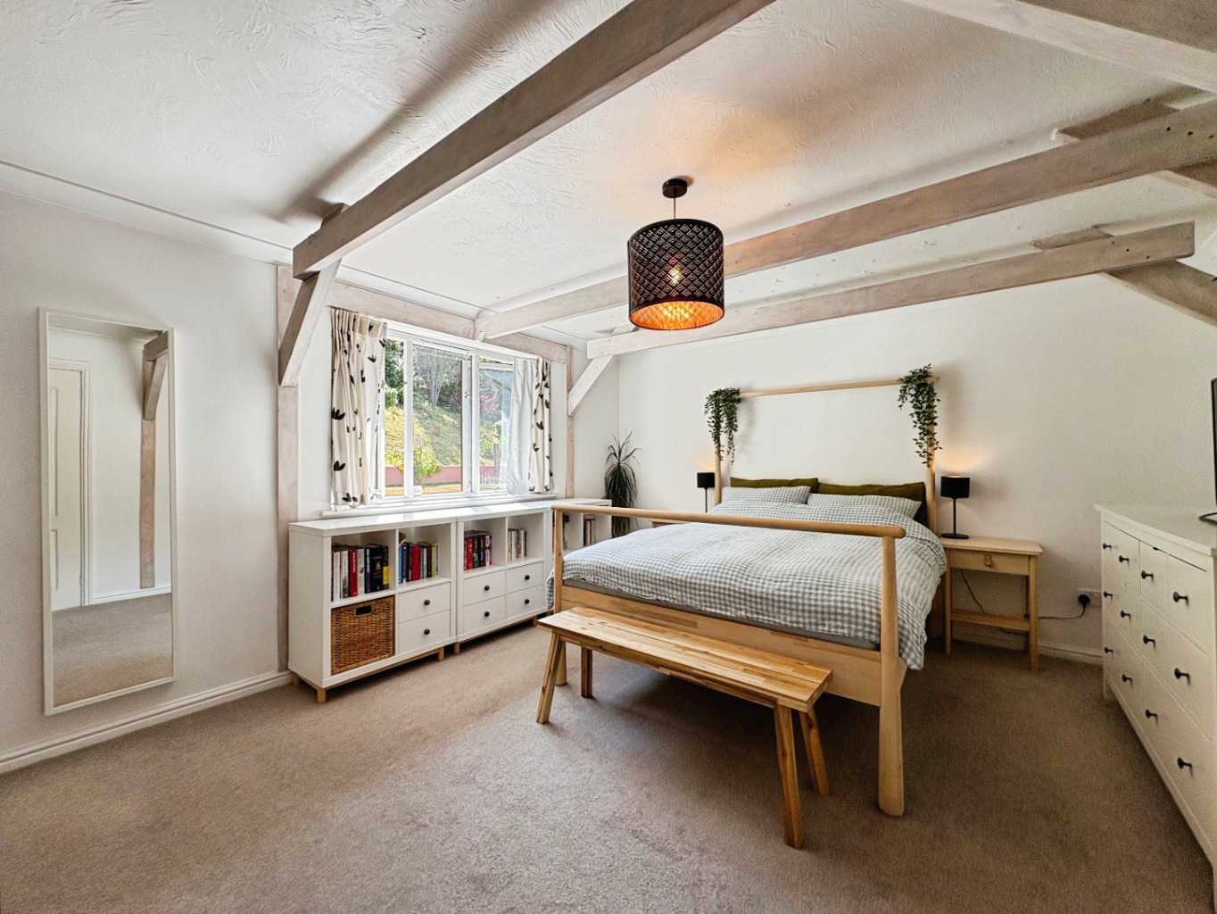 Swanpool, Spacious Maisonette close to the beach, photo 7