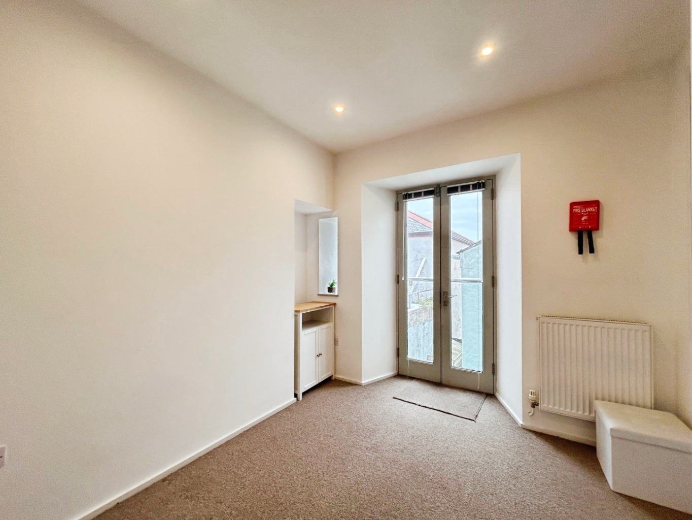 Hayle, Two bed maisonette in central location, photo 14
