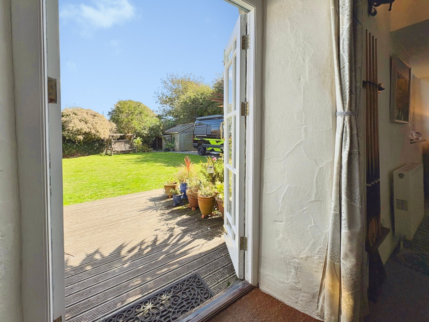 Nr Chacewater, Remarkable former chapel in peaceful setting, photo 26
