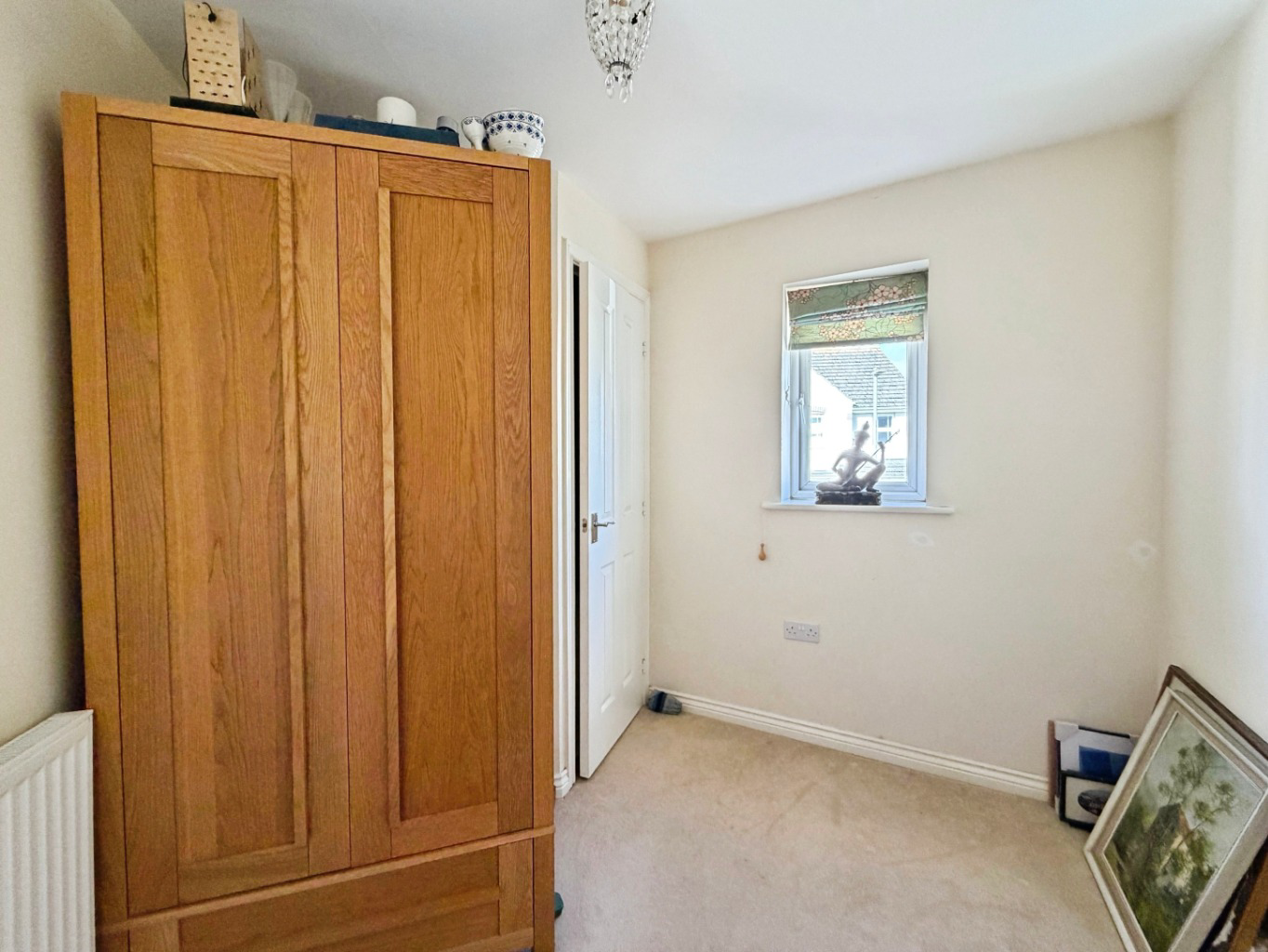 Helston, Deceptively spacious home, photo 18