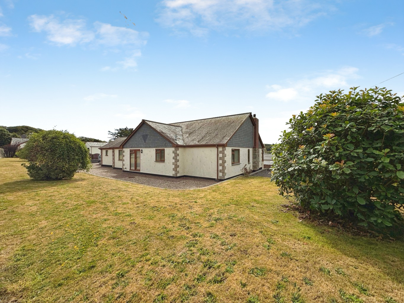 Townshend, Spacious bungalow on generous plot