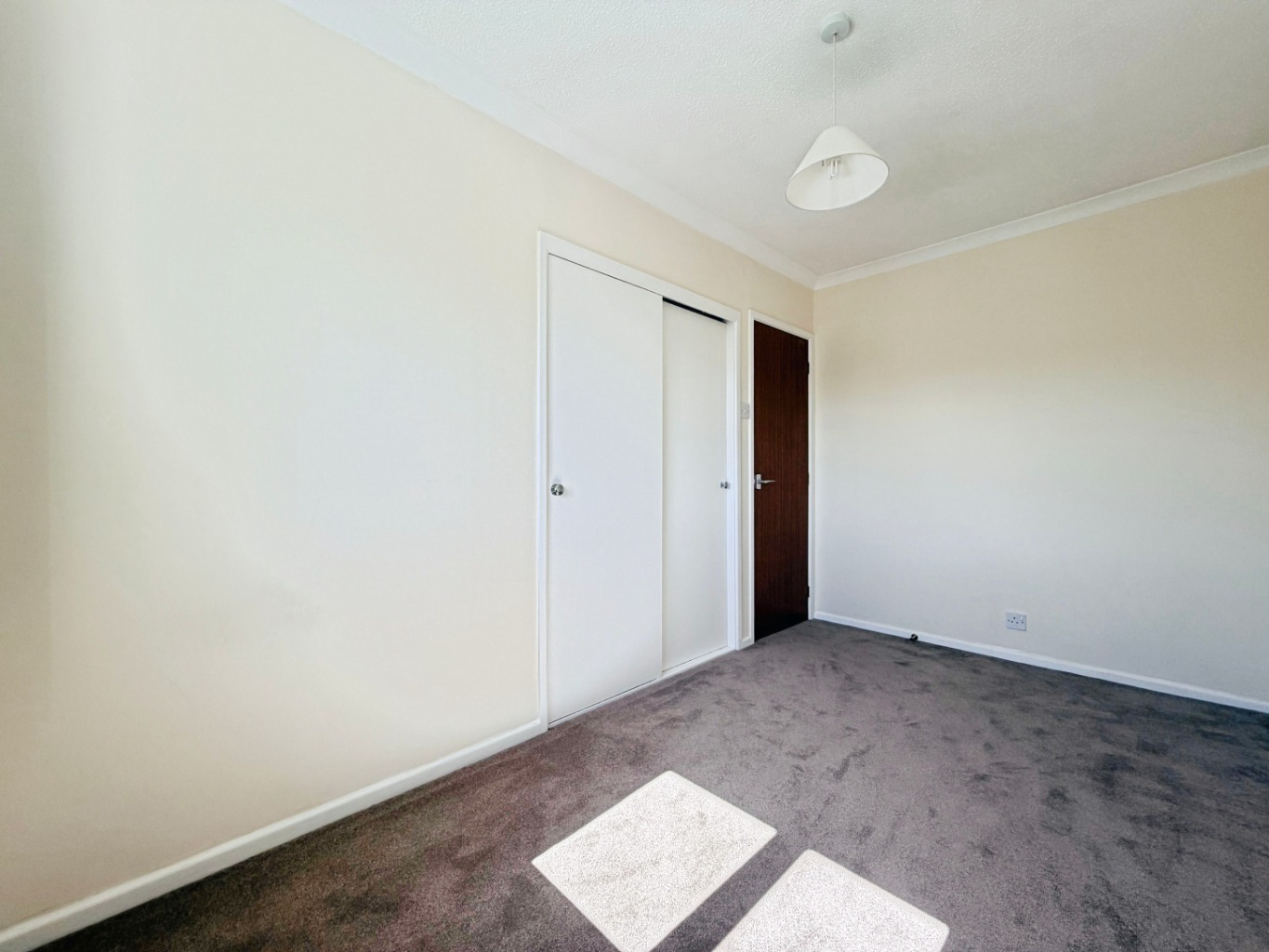 Helston, Detached bungalow with no chain, photo 10