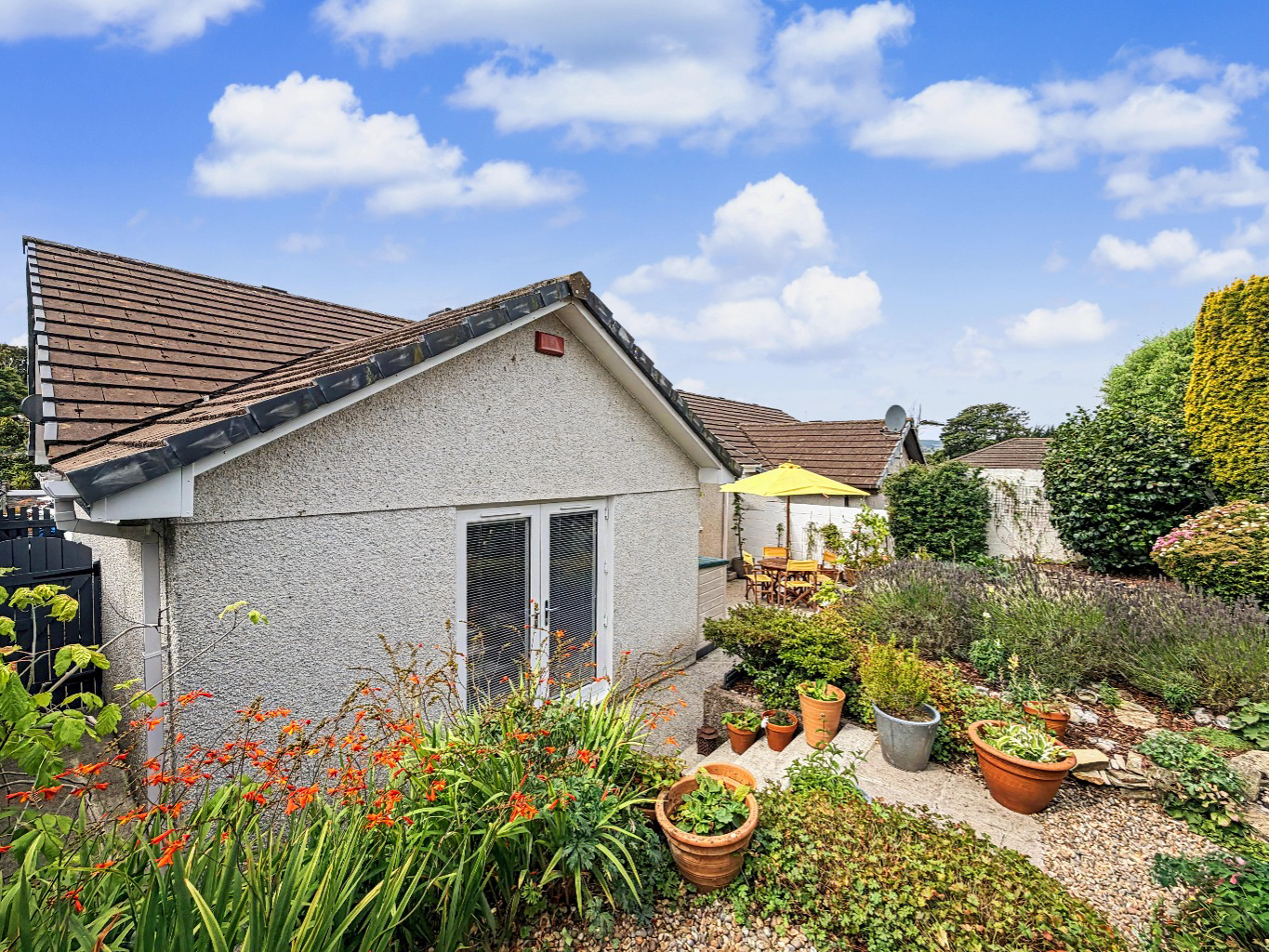 Hayle, Immaculatly presented with low maintenance garden, photo 19