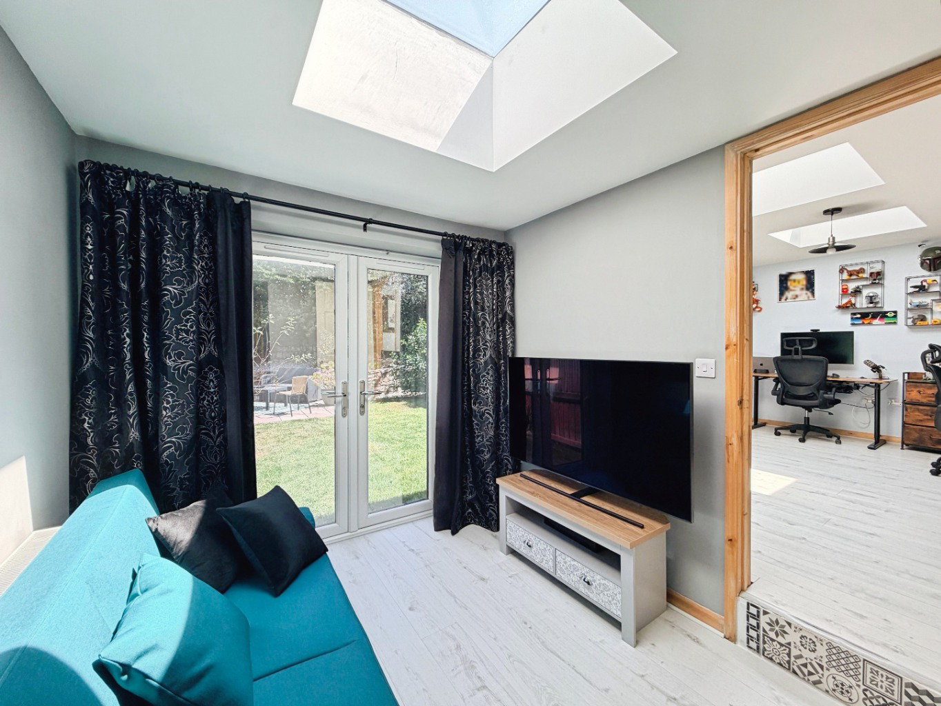 Helston, Spacious and flexible home, photo 11