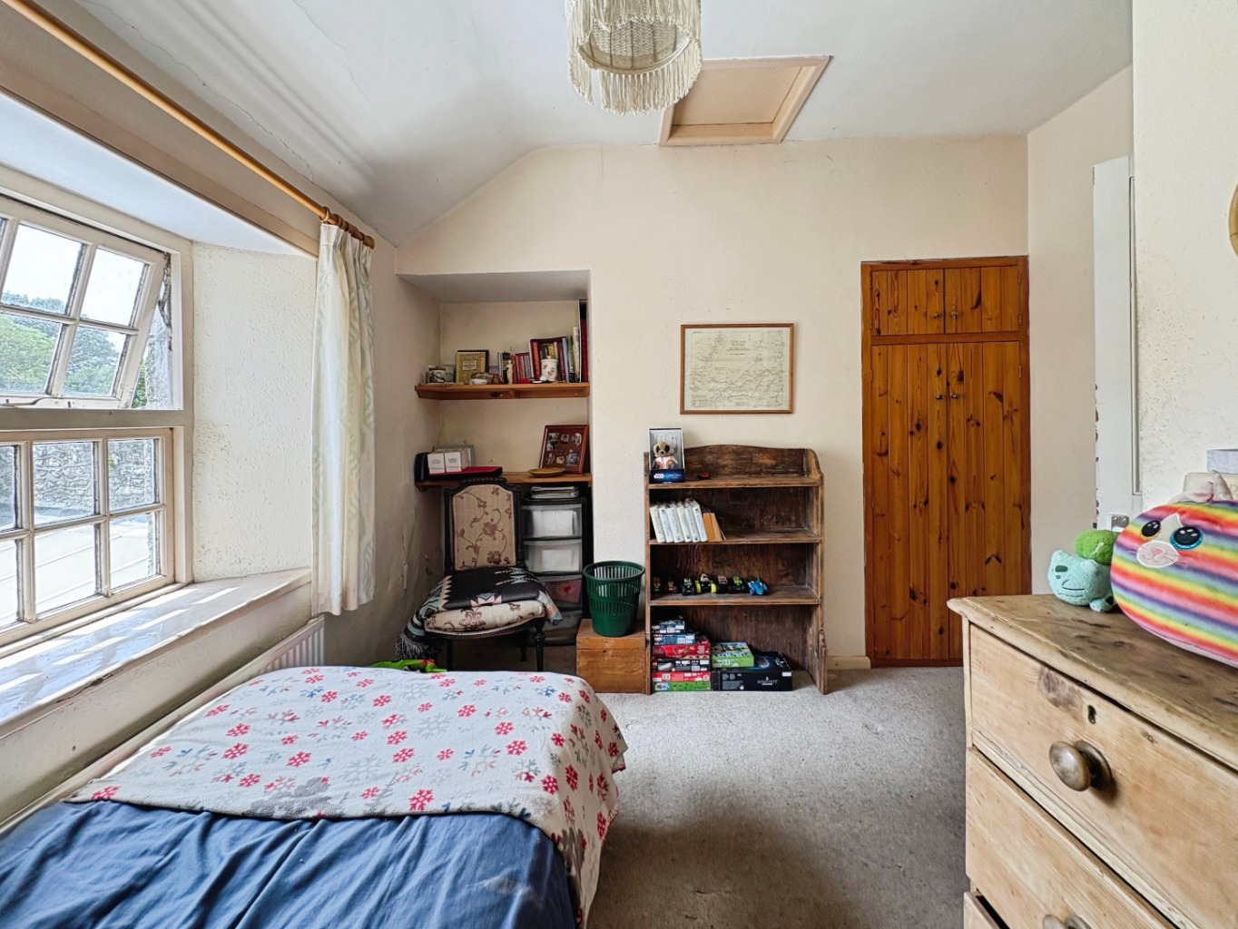 Breage, Grade II listed home in village location, photo 13