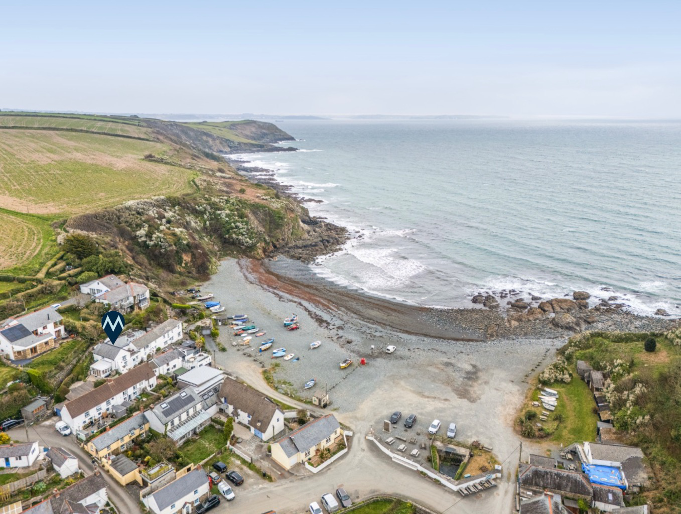 Porthallow, Home moments from the beach, photo 2