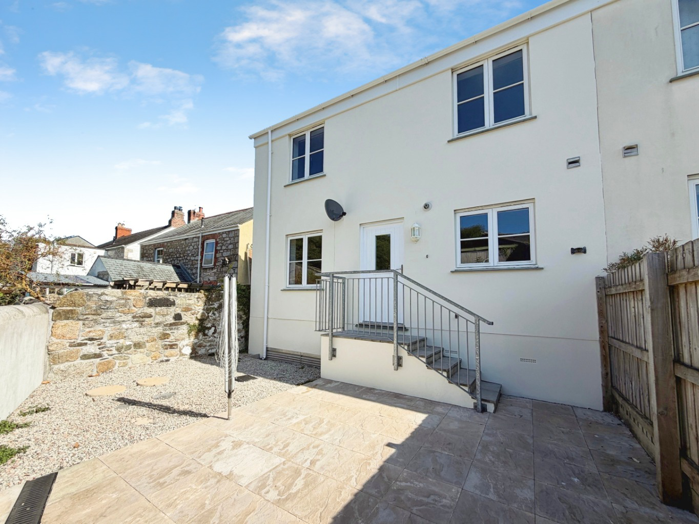 Helston, Three bed home with no onward chain, photo 17