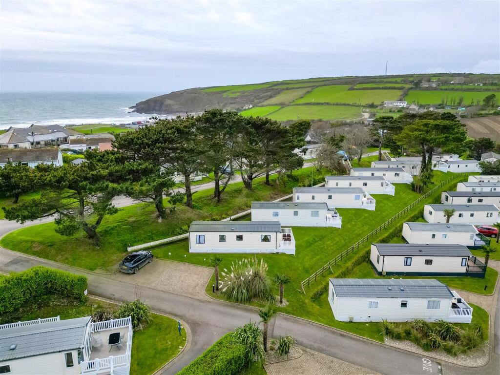 Praa Sands Holiday Village, Praa Sands, Penzance, Cornwall, TR20, photo 6