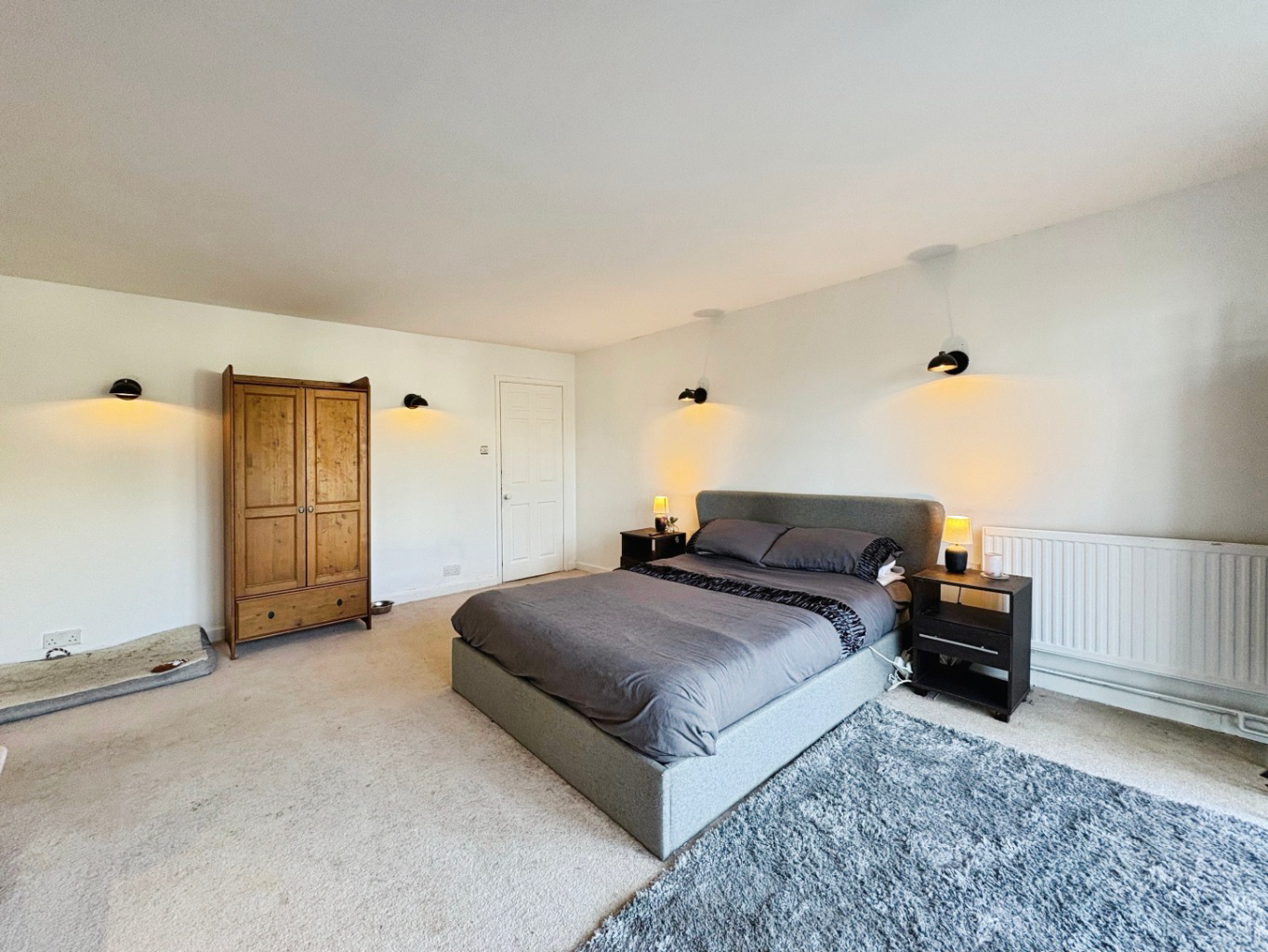 Helston, Spacious property set within approximately 3 acres, photo 13