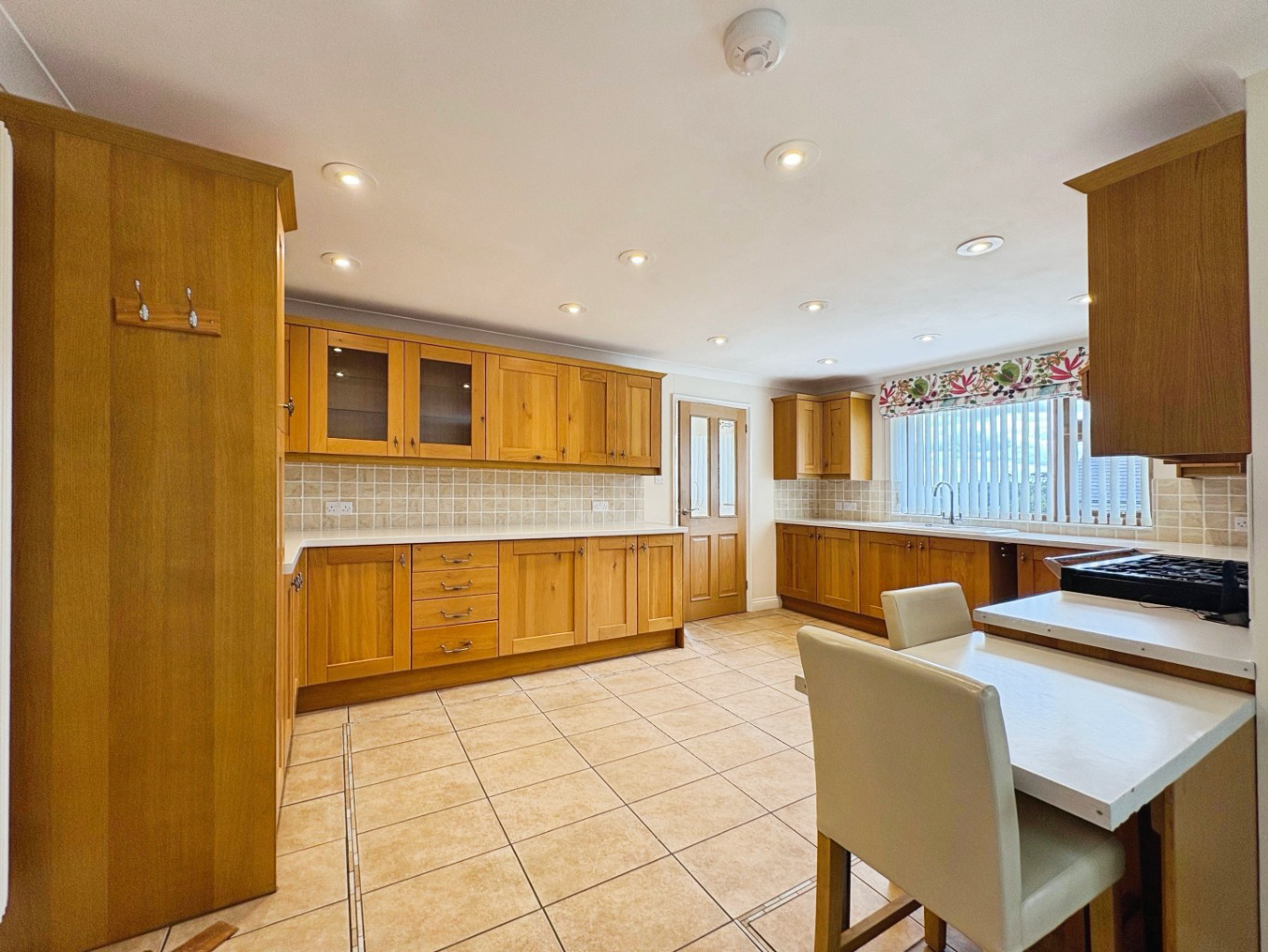 Townshend, Spacious bungalow on generous plot, photo 3