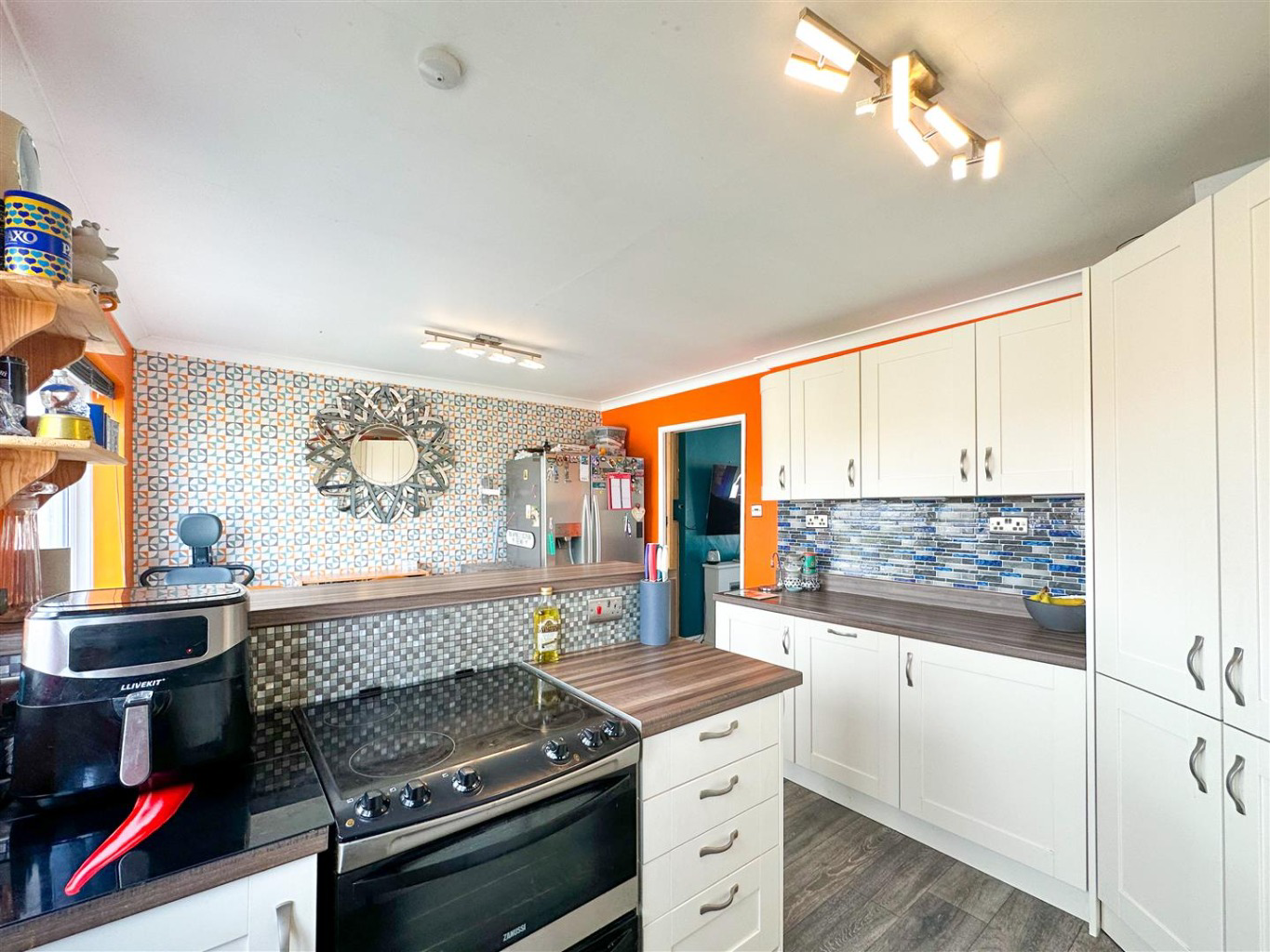 Porthleven, Three bed family home, photo 8