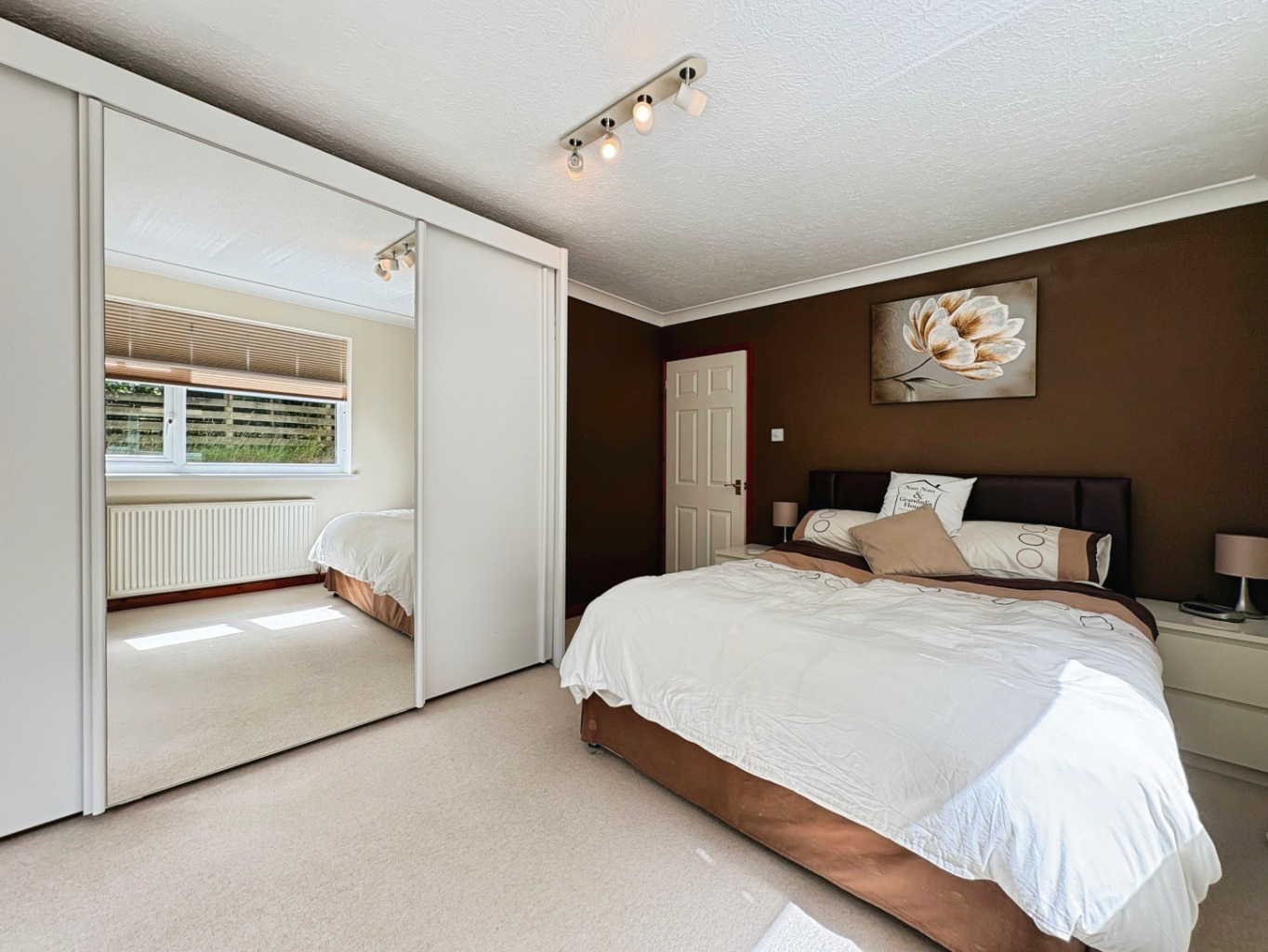 Godolphin Cross, Spacious family home within a generous plot, photo 20
