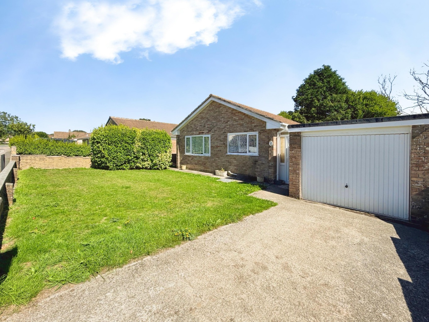 Helston, Detached bungalow with no chain, photo 17