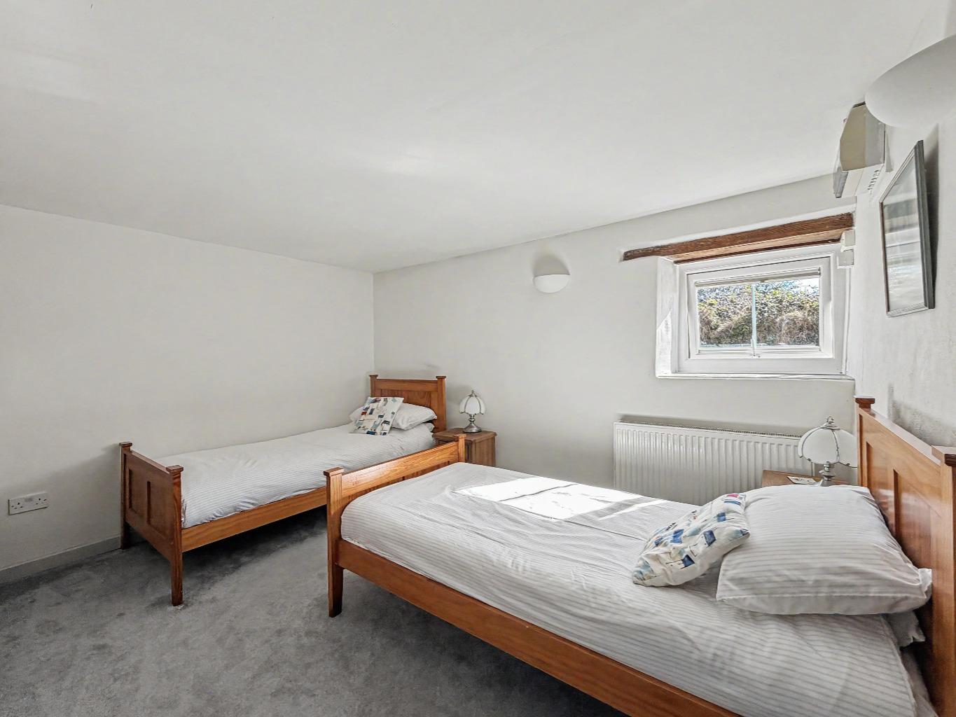 Coverack Bridges, Beautiful three bed barn conversion, photo 16