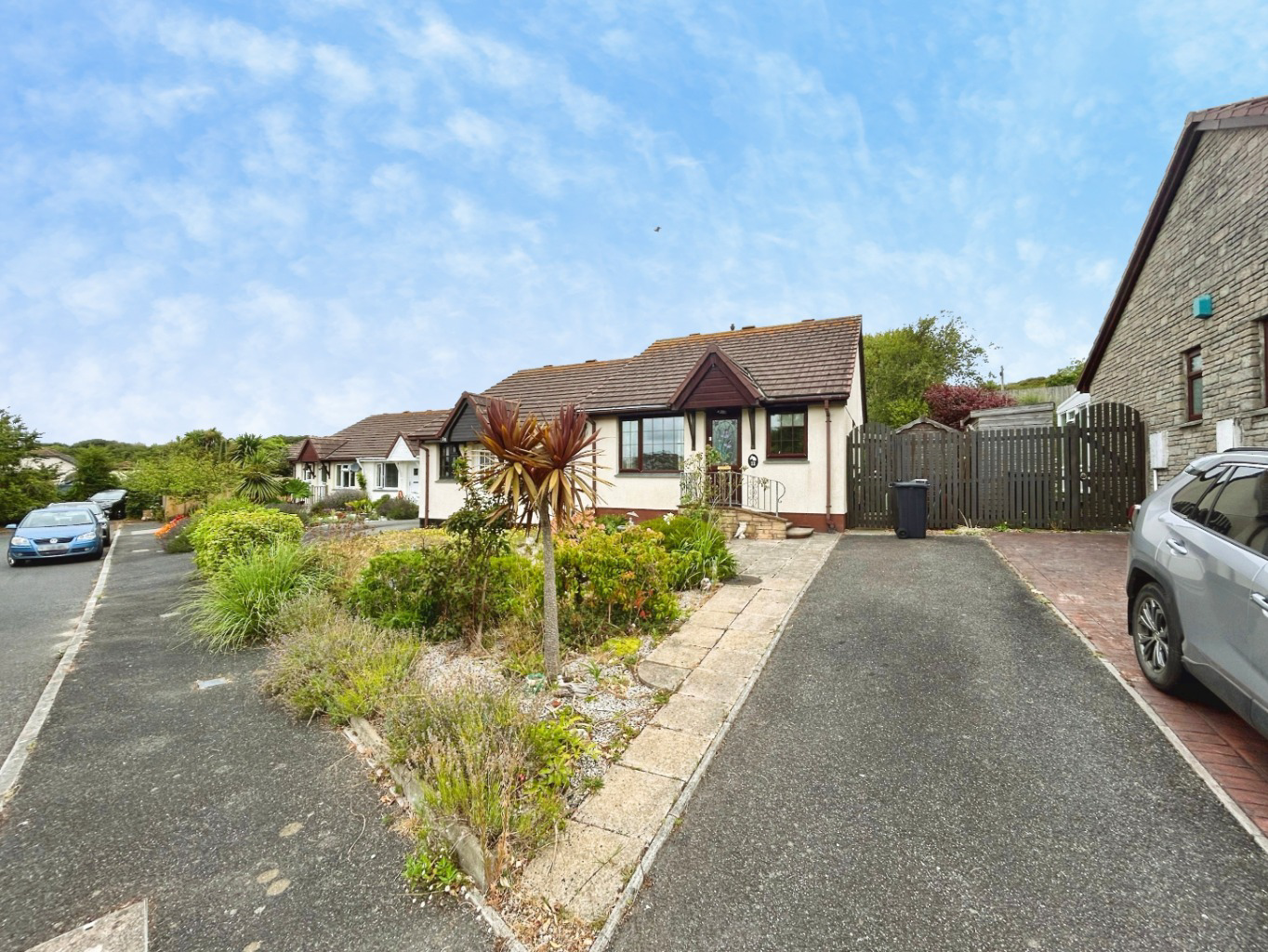 Hayle, Semi detached two bed bungalow with no chain, photo 14