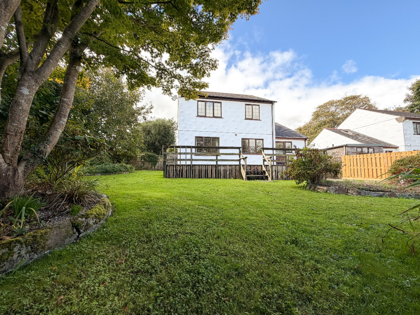 Godolphin Cross, Spacious home with good sized gardens, photo 15