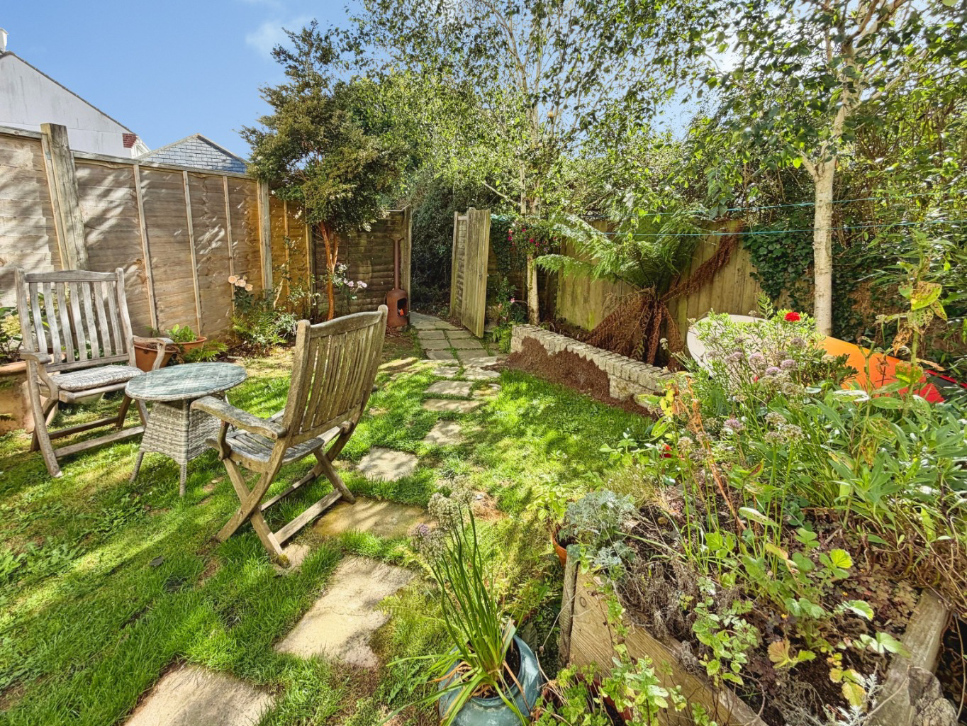 Helston, Deceptively spacious home, photo 20