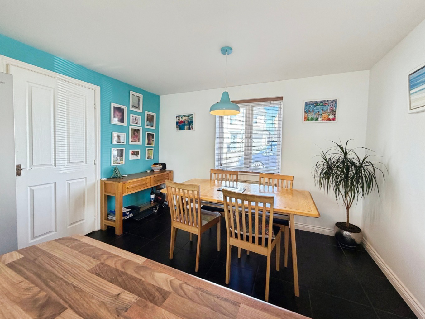 Helston, Deceptively spacious home, photo 12