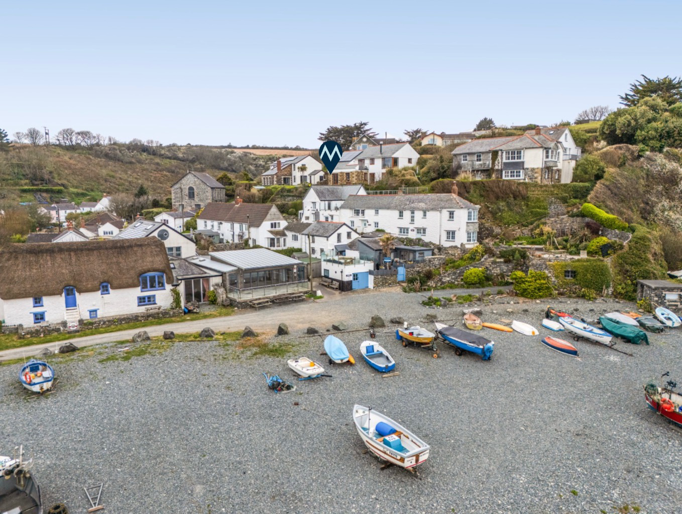 Porthallow, Home moments from the beach, photo 12