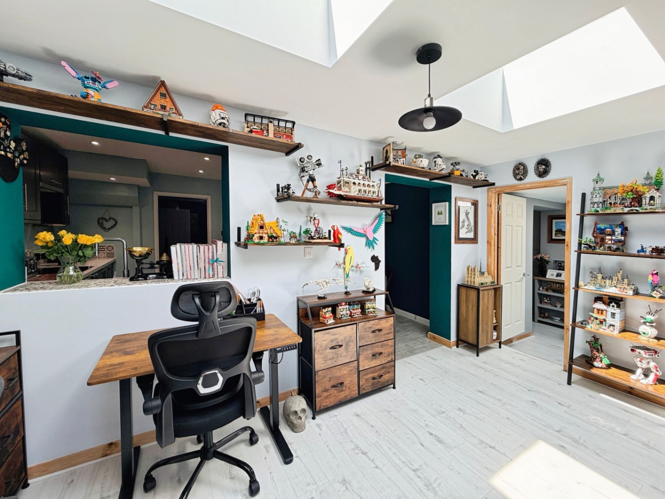 Helston, Spacious and flexible home, photo 8