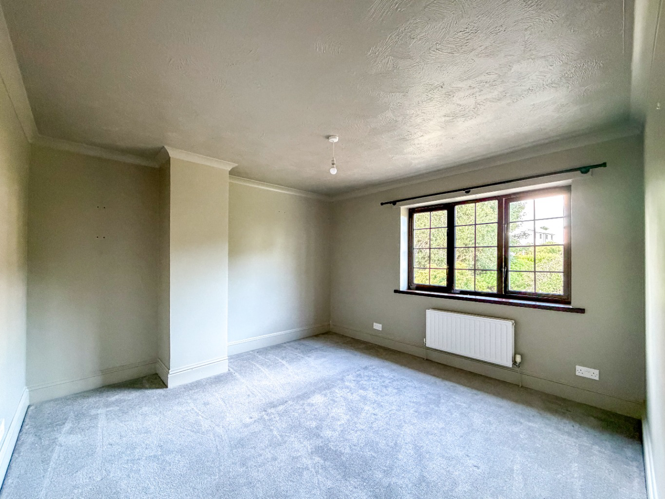 Godolphin Cross, Spacious home with good sized gardens, photo 9
