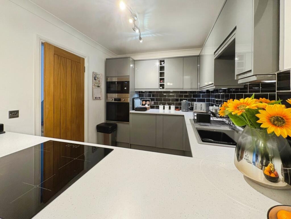 Helston, Cottage close to town centre, photo 9