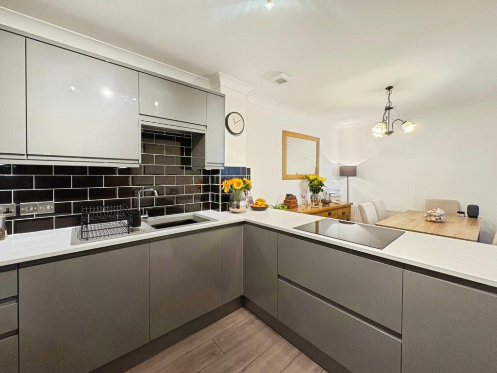 Helston, Cottage close to town centre, photo 8