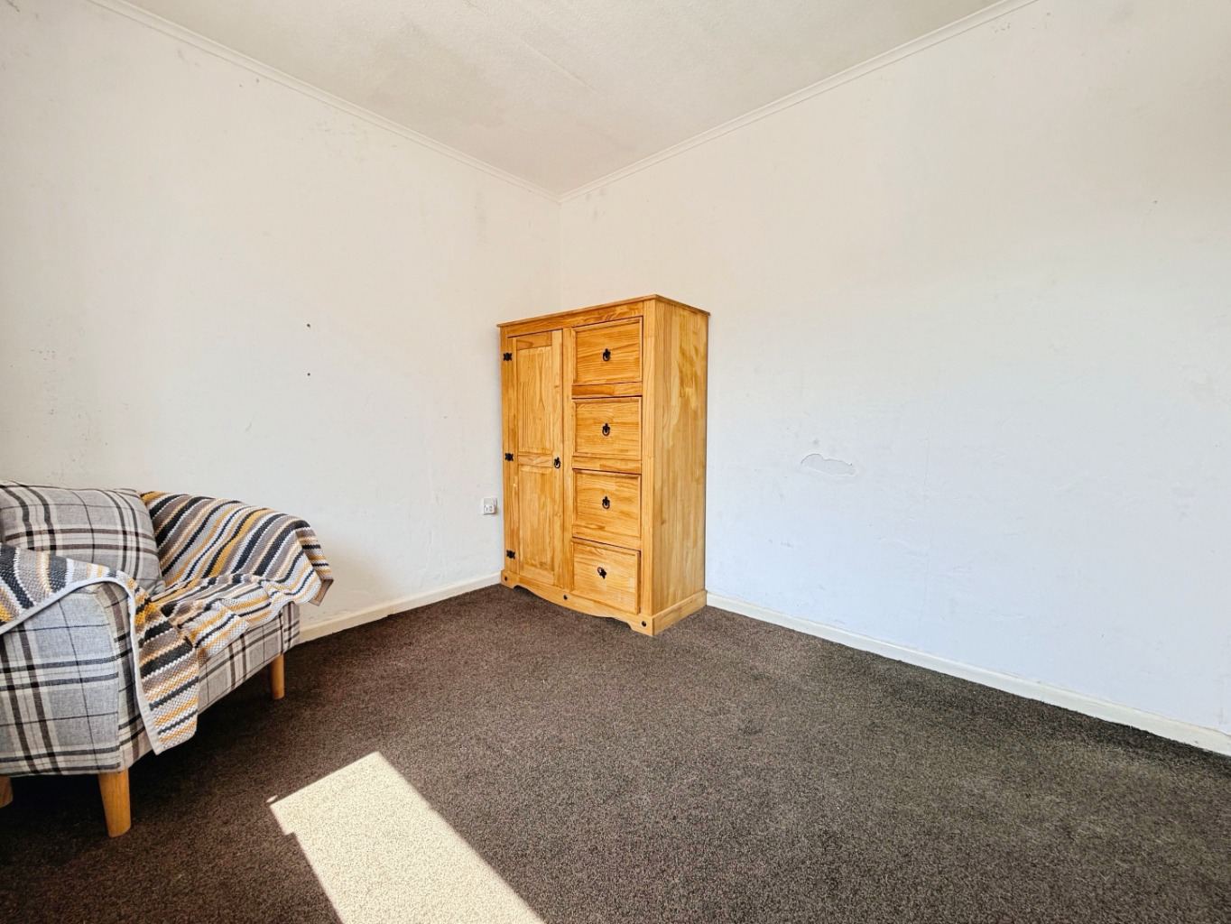 Porthleven, Bungalow with countryside views and no chain, photo 11