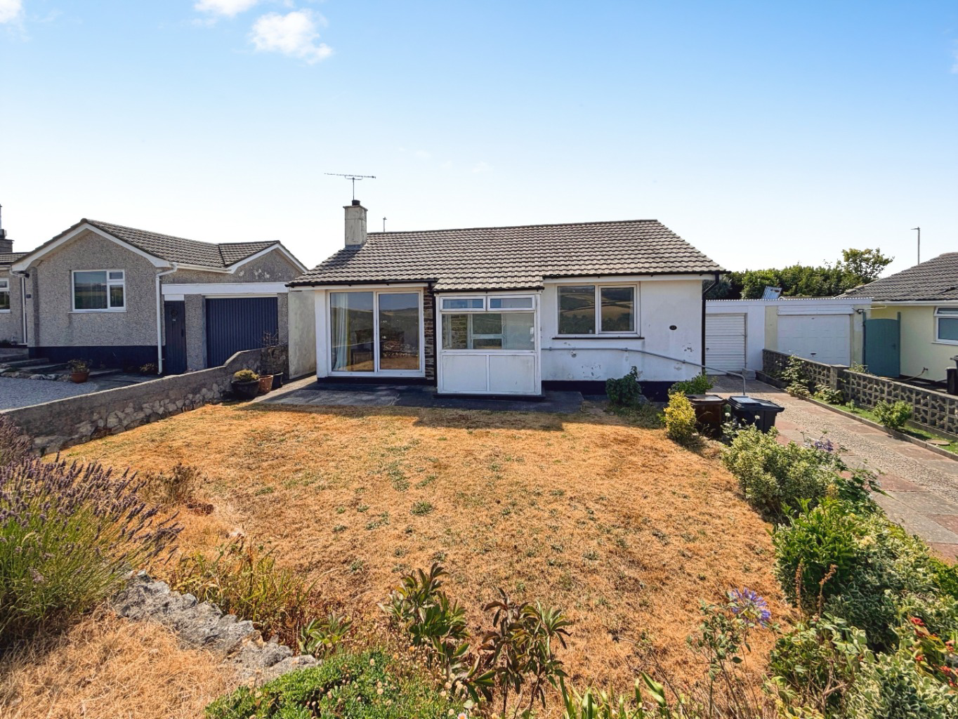Porthleven, Bungalow with countryside views and no chain, photo 19