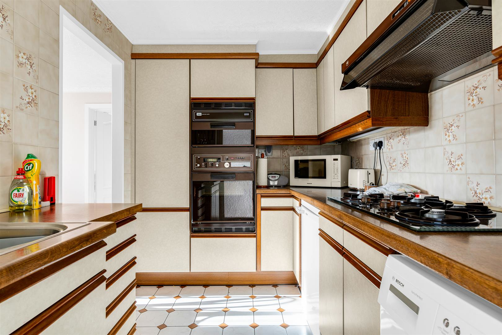 Wentworth Road, Hertford, photo 10