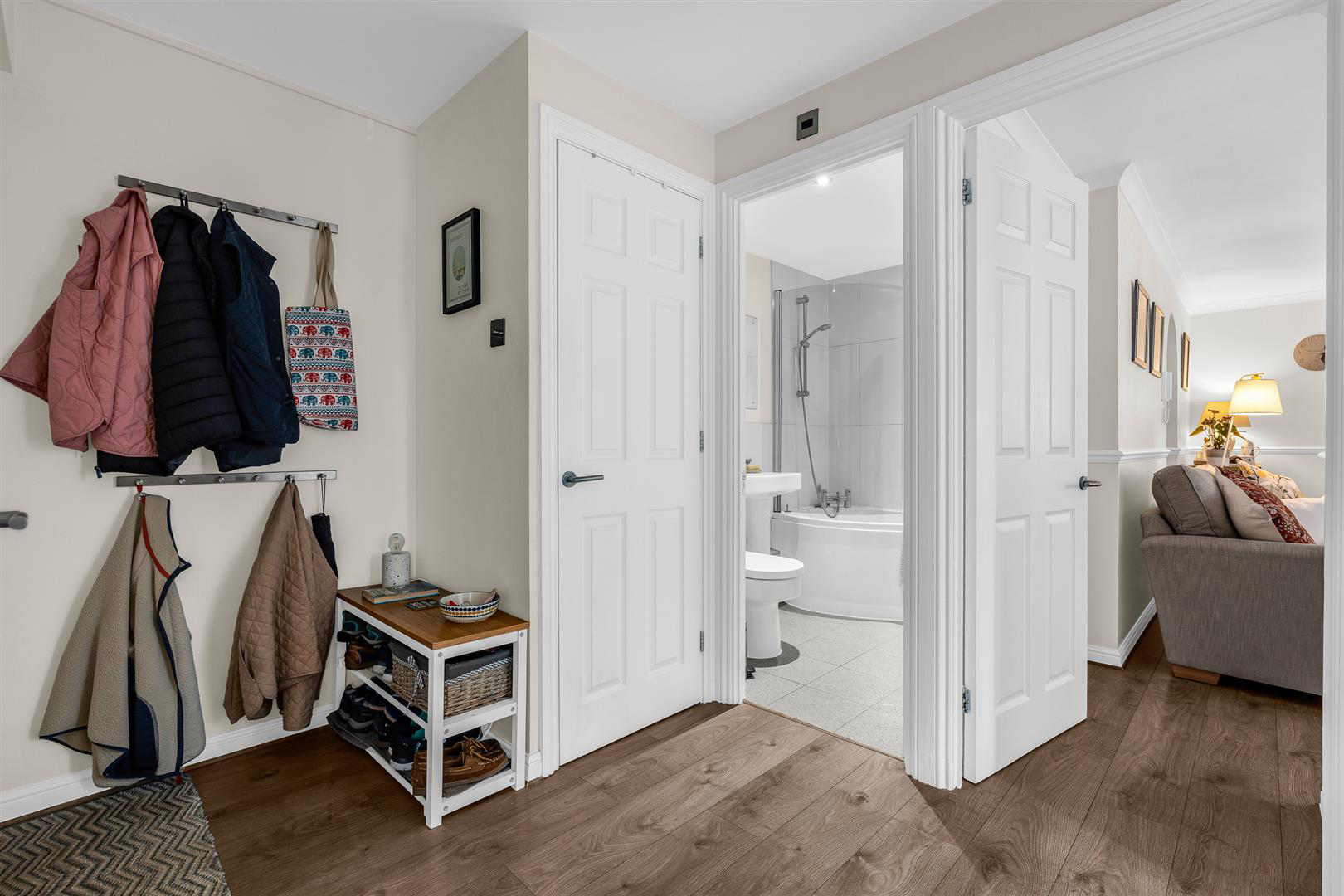 Deer Close, Hertford, photo 9