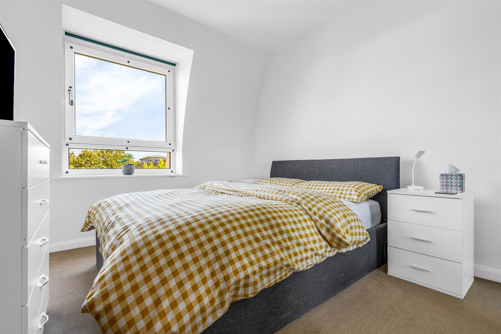Mead Lane, Hertford, photo 9