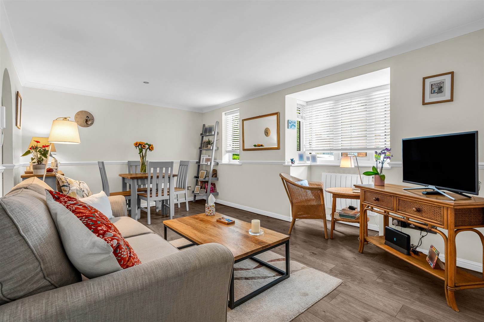 Deer Close, Hertford, photo 3