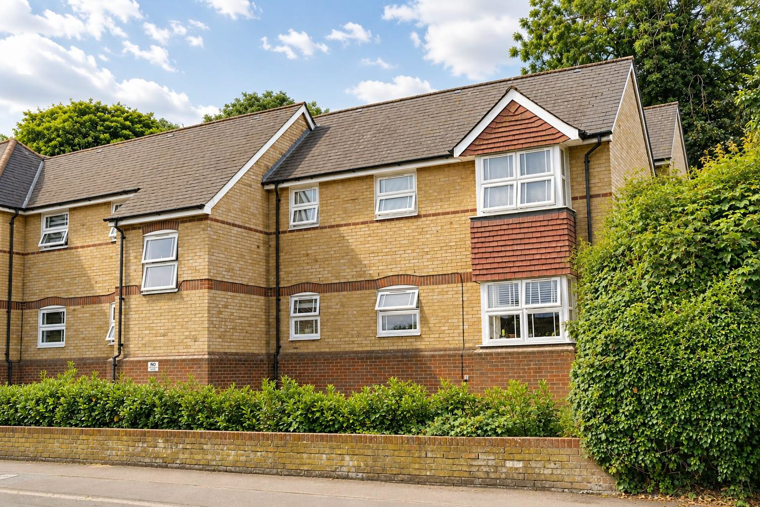 Nags Head Close, Hertford, photo 14