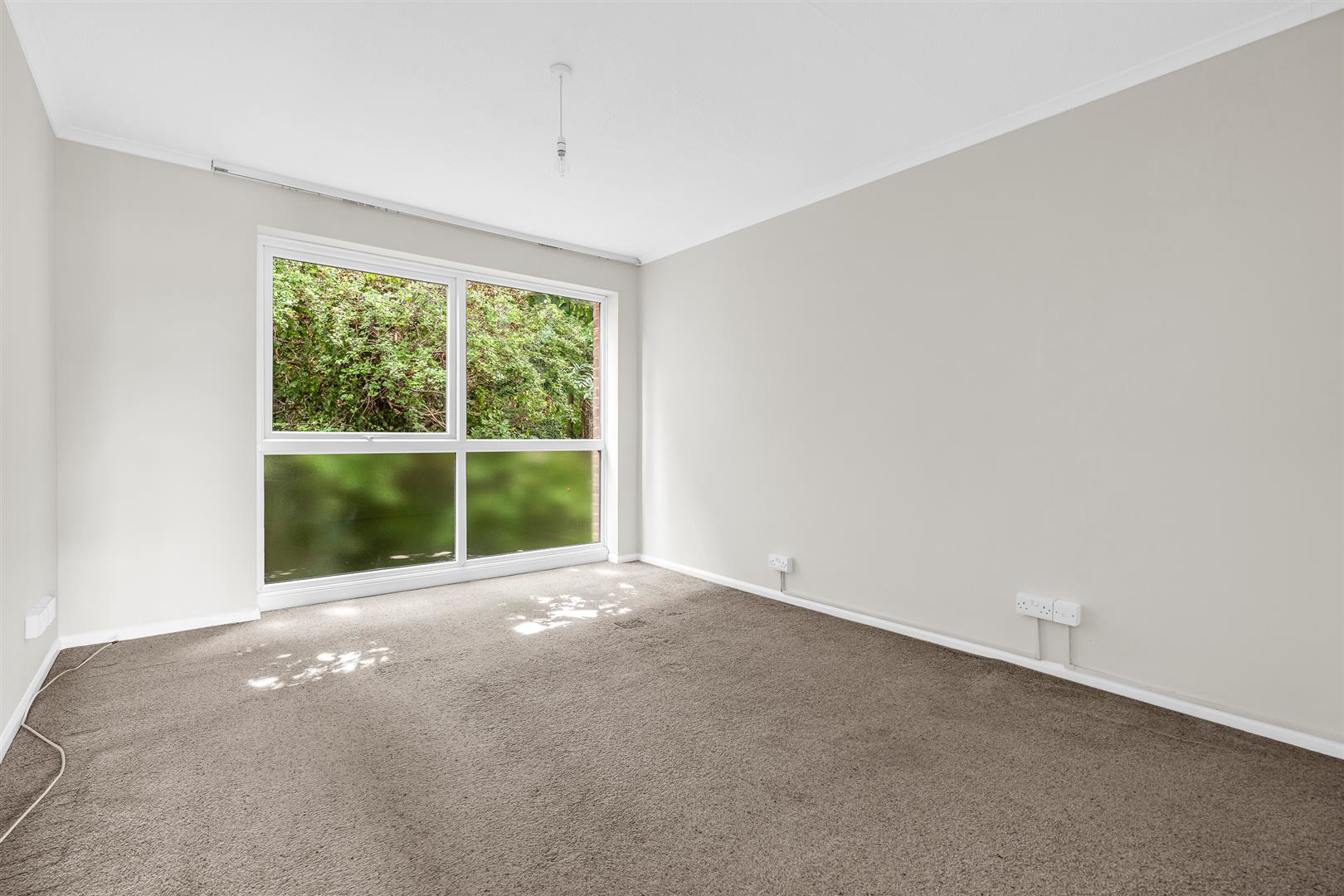 The Spinney, Hertford, photo 8
