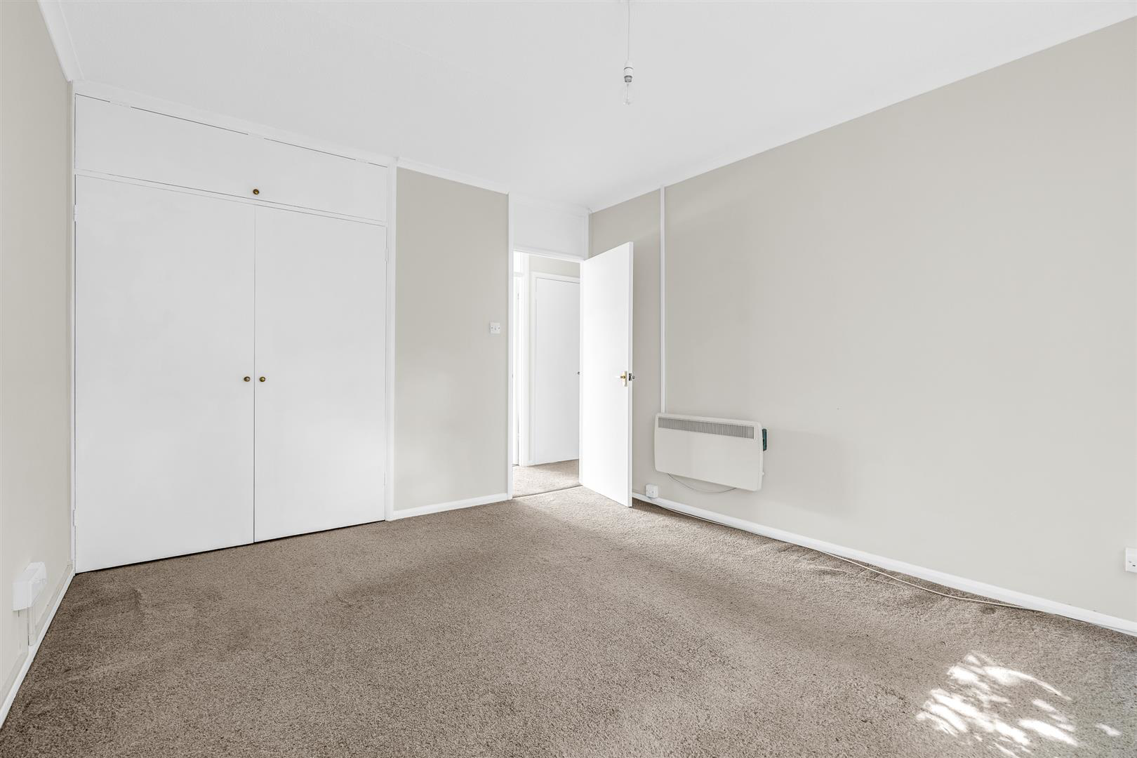 The Spinney, Hertford, photo 9