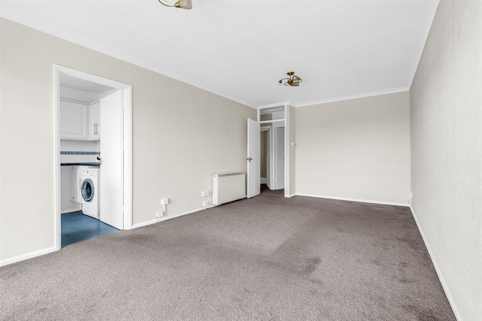 The Spinney, Hertford, photo 5