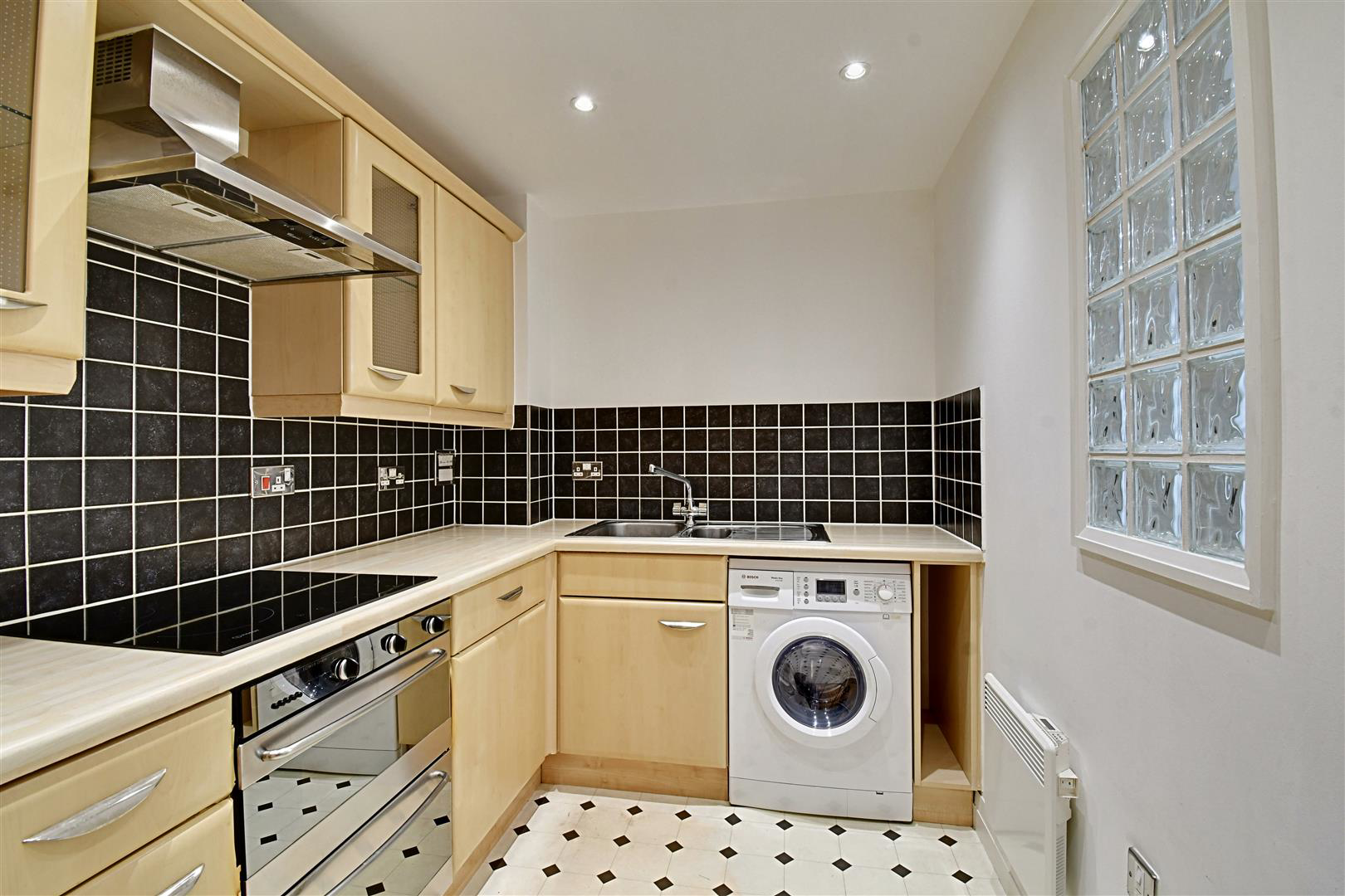 Newland Gardens, Hertford, photo 4