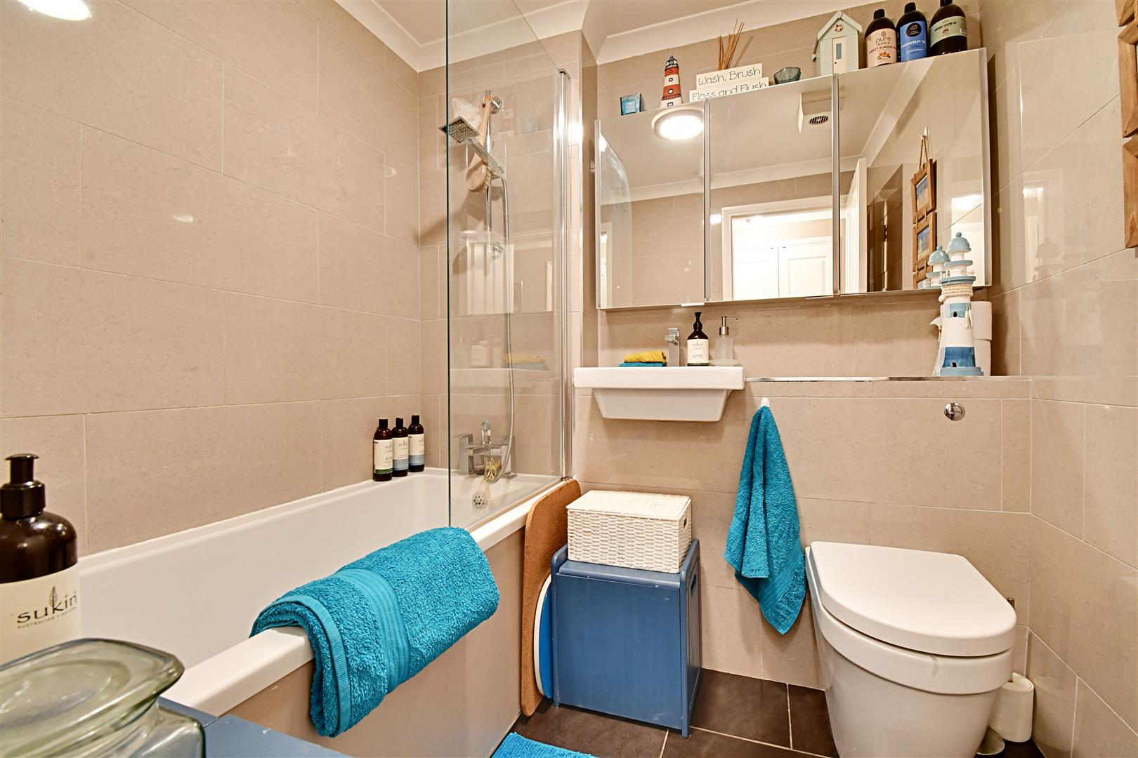 Nags Head Close, Hertford, photo 8