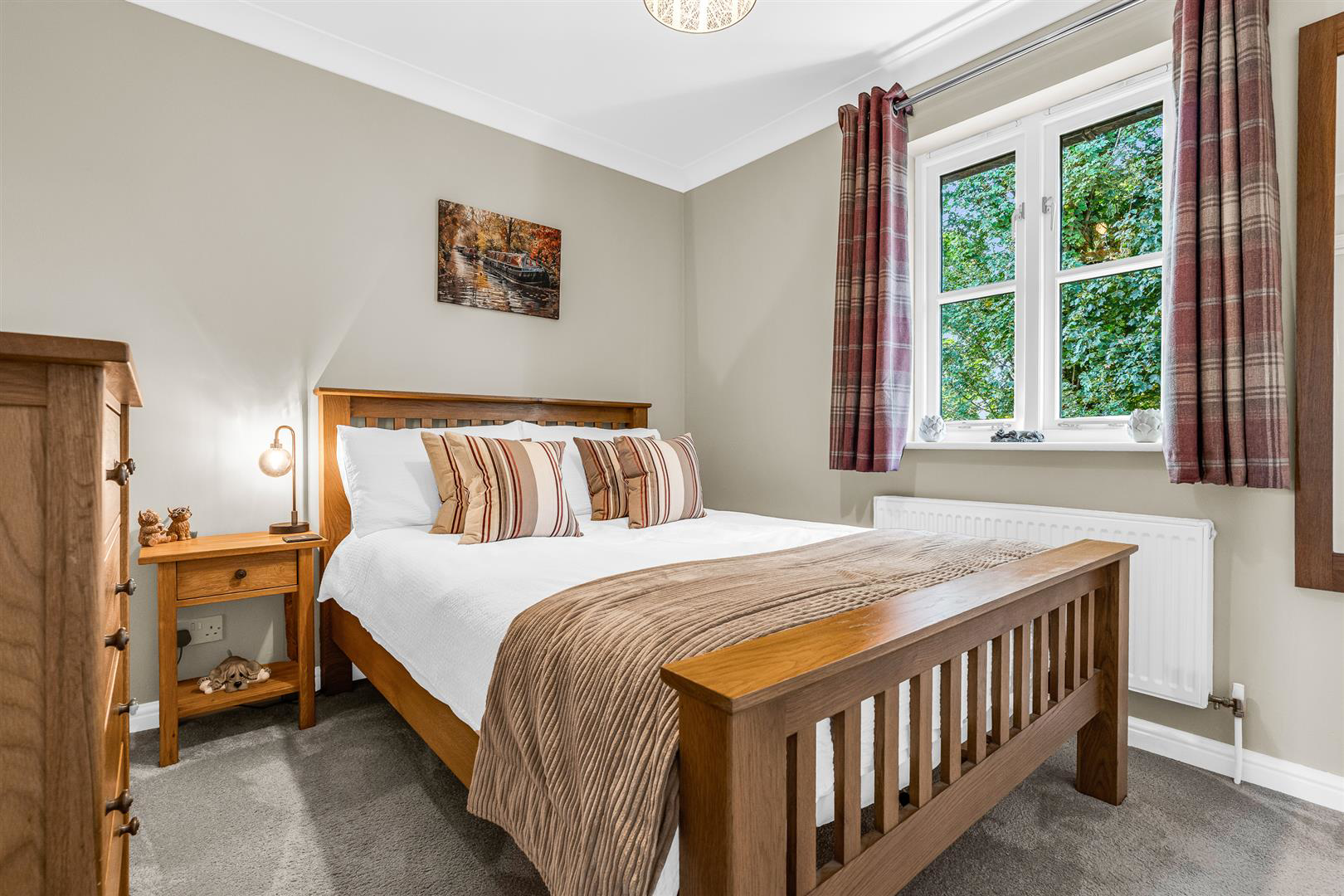 Coopers Court, Hertford, photo 17